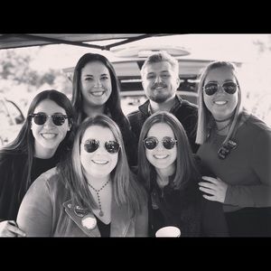 Meet your Posher, Anna